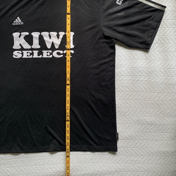 Adidas Vintage Men’s Shirt‎ Soccer Jersey Black Size XL Kiwi Selects #12 #10 - Picture 6 of 6